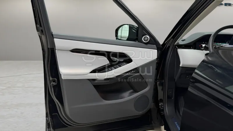 2025 لاند روفر رينج روفر ايفوك داينمك