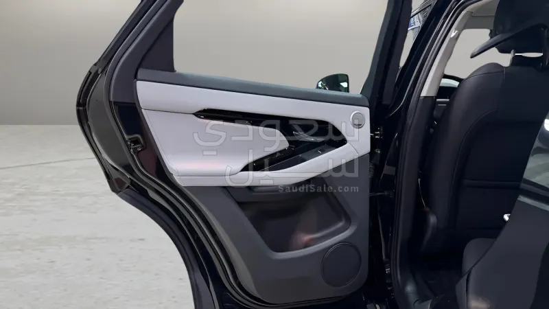 2025 لاند روفر رينج روفر ايفوك داينمك