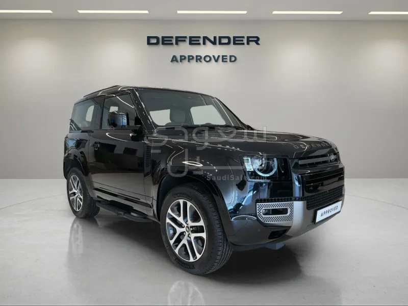 2025 لاند روفر ديفيندر اتش اس اي