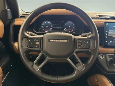 2025 لاند روفر ديفيندر اتش اس اي