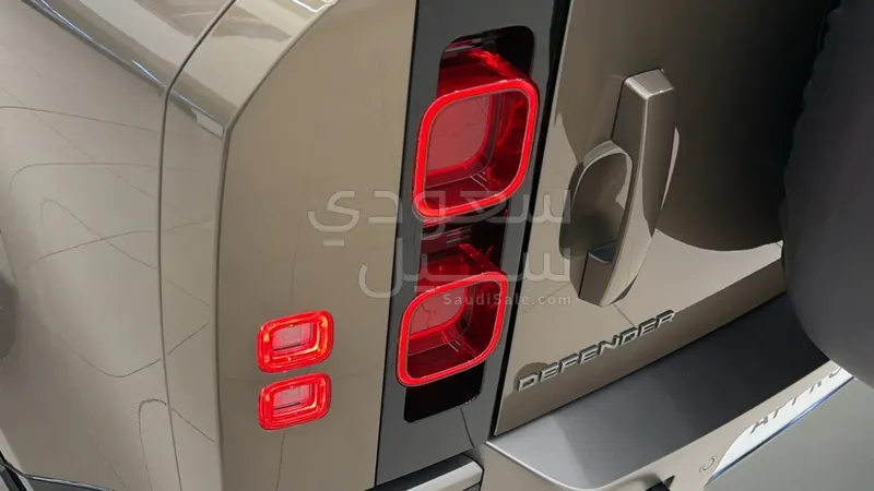 2026 لاند روفر رينج روفر اتش اس اي