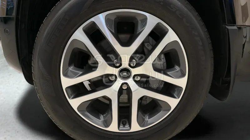 2026 لاند روفر رينج روفر اتش اس اي