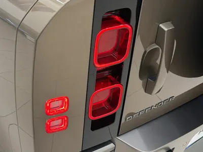 2026 لاند روفر رينج روفر اتش اس اي