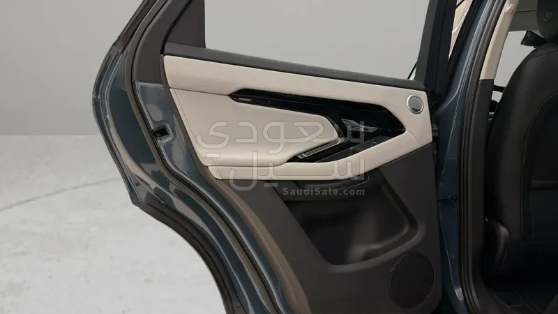 2025 لاند روفر رينج روفر ايفوك داينمك