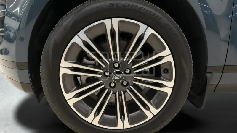 2025 لاند روفر رينج روفر ايفوك داينمك