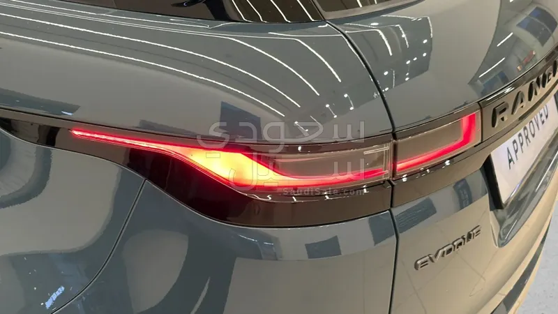 2025 لاند روفر رينج روفر ايفوك داينمك