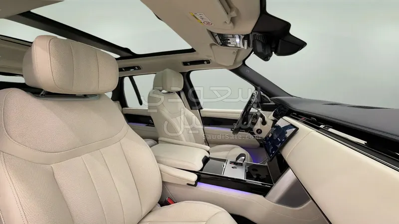 2025 لاند روفر رينج روفر اوتوبيوغرافي