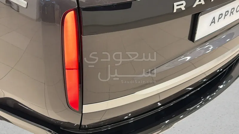 2025 لاند روفر رينج روفر اوتوبيوغرافي