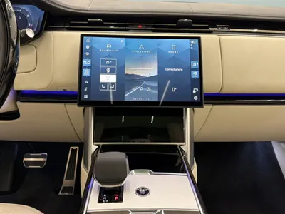 2025 لاند روفر رينج روفر اوتوبيوغرافي