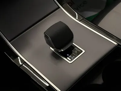 2025 لاند روفر رينج روفر ايفوك داينمك