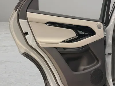 2025 لاند روفر رينج روفر ايفوك داينمك