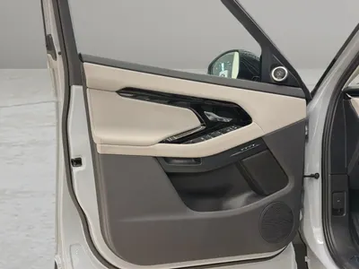 2025 لاند روفر رينج روفر ايفوك داينمك