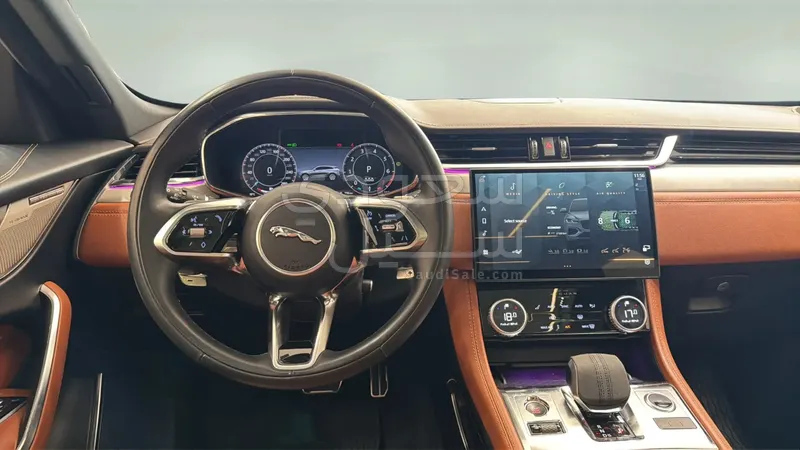 2024 جاكوار اف-بيس ار دايناميك