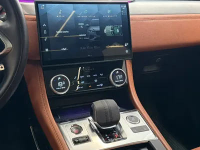 2024 جاكوار اف-بيس ار دايناميك