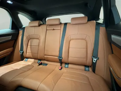 2024 جاكوار اف-بيس ار دايناميك