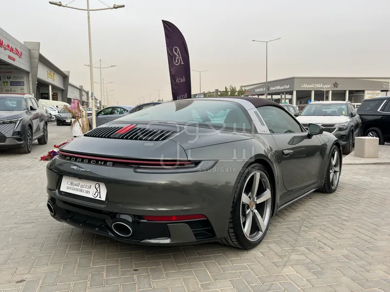 2024 بورش 911 تارجا4