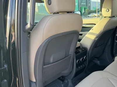 2023 لاند روفر ديفيندر 110