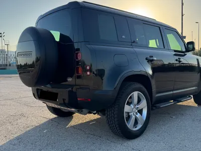 2023 لاند روفر ديفيندر 110