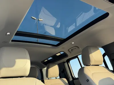 2023 لاند روفر ديفيندر 110