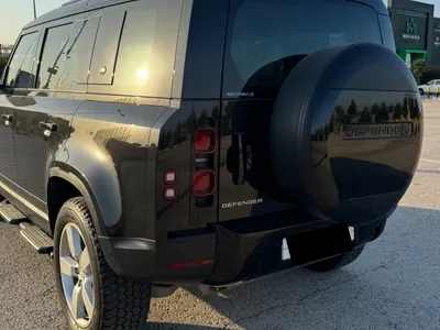 2023 لاند روفر ديفيندر 110