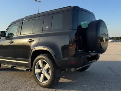 2023 لاند روفر ديفيندر 110