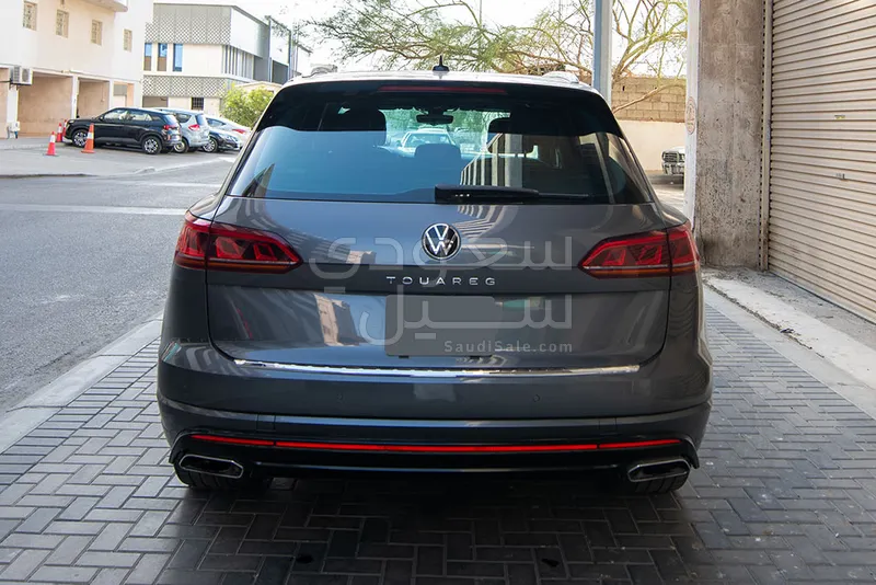 2021 فولكس واجن طوارق أر - لاين