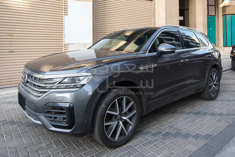 2021 فولكس واجن طوارق أر - لاين