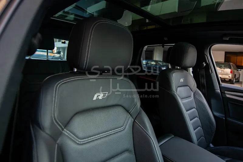 2021 فولكس واجن طوارق أر - لاين