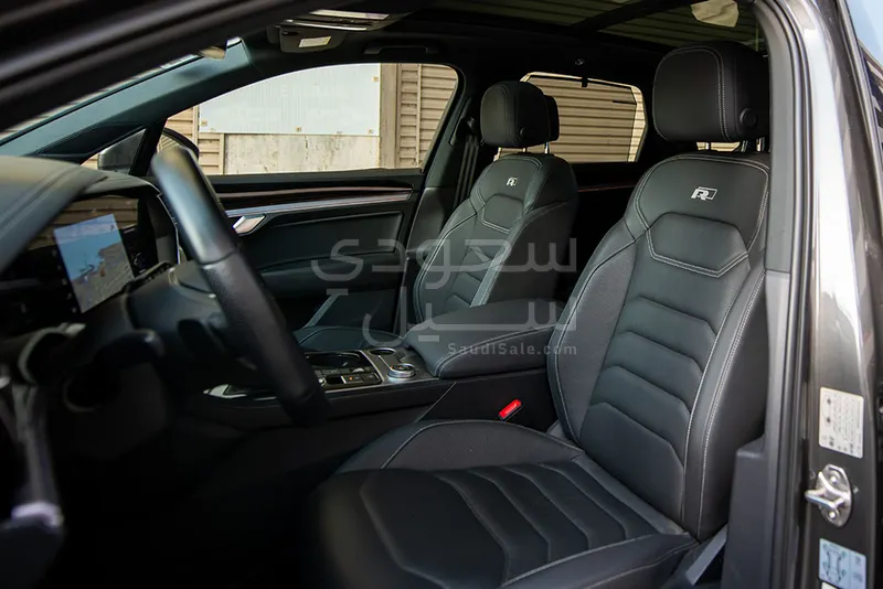 2021 فولكس واجن طوارق أر - لاين