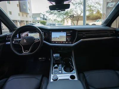 2021 فولكس واجن طوارق أر - لاين