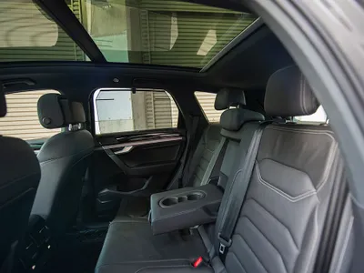 2021 فولكس واجن طوارق أر - لاين