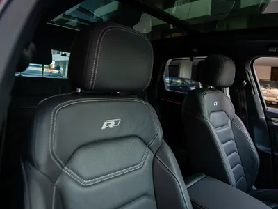 2021 فولكس واجن طوارق أر - لاين