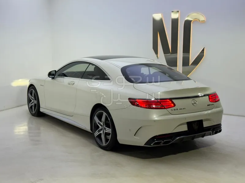 2015 مرسيدس - بنز إس 63 كوبيه
