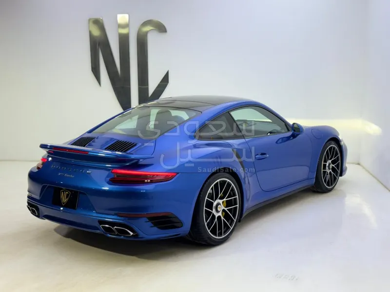 2017 بورش 911 توربو