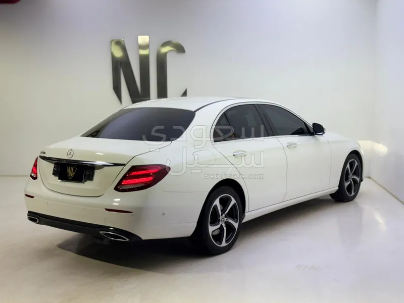 2020 مرسيدس - بنز إي 250