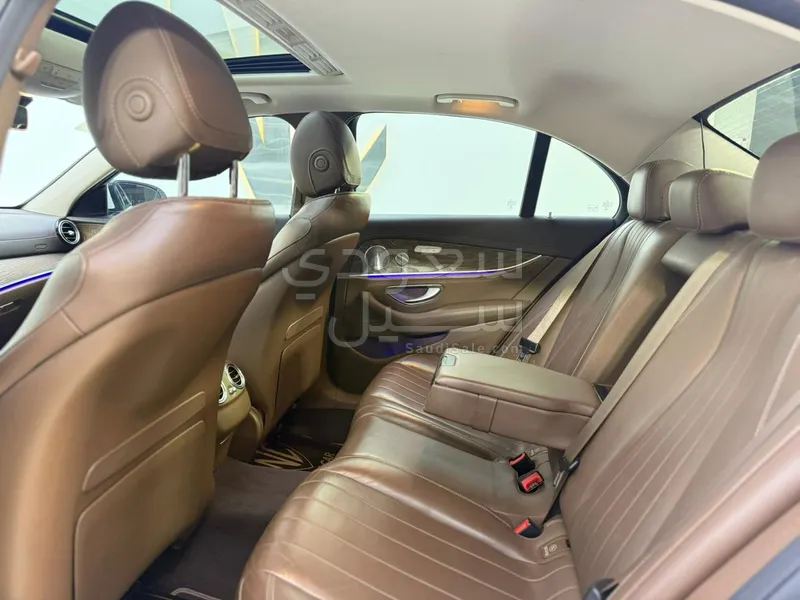 2019 مرسيدس - بنز إي 300