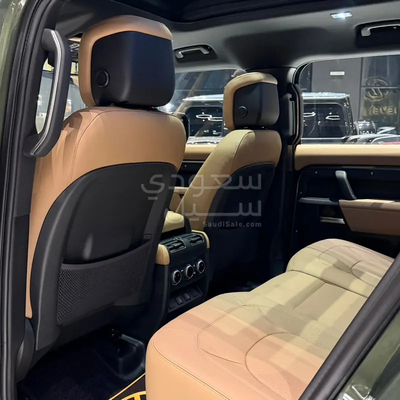 2026 لاند روفر ديفيندر اتش اس اي