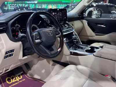 2022 Toyota Land Cruiser GXR