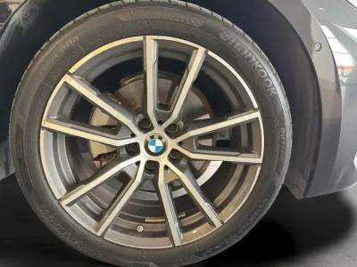 2024 بي ام دبليو الفئة الثالثة 320 أي