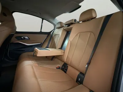 2024 بي ام دبليو الفئة الثالثة 320 أي