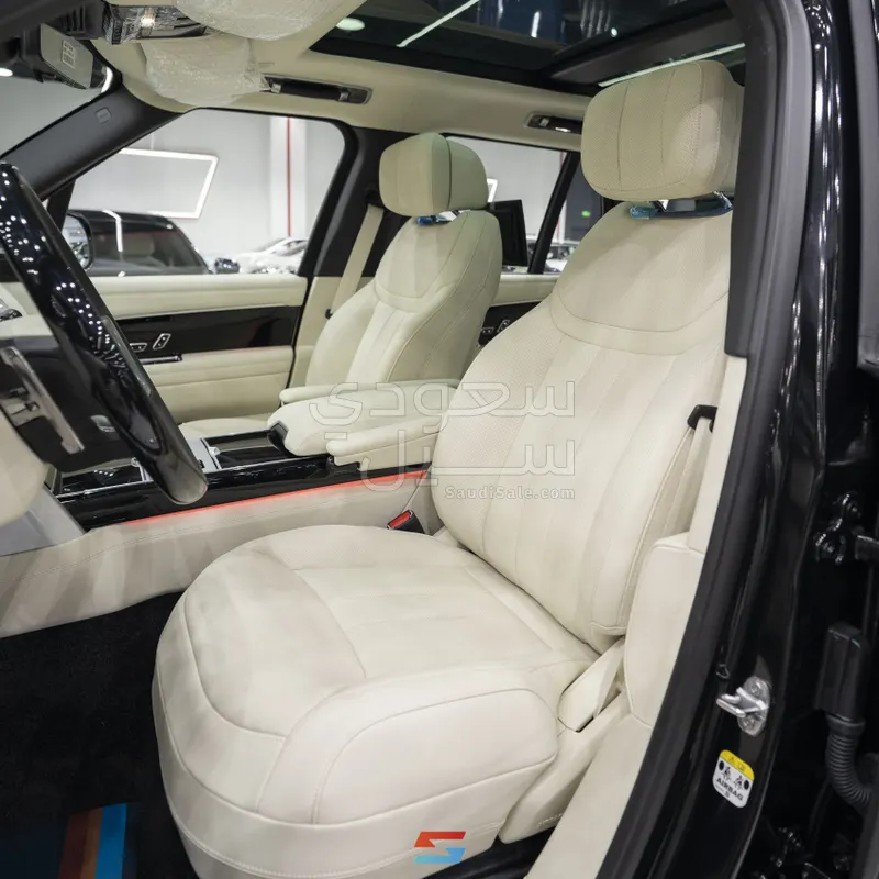 2025 لاند روفر رينج روفر اوتوبيوغرافي