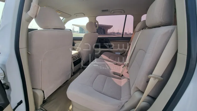 2021 Toyota Land Cruiser GXR