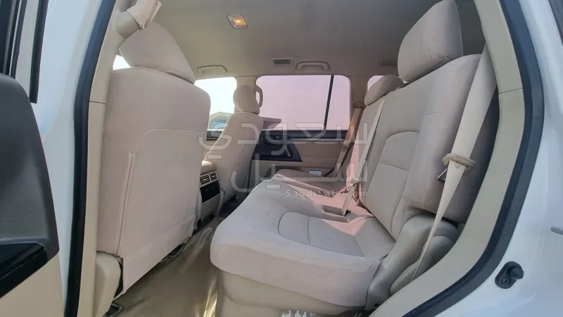 2021 Toyota Land Cruiser GXR