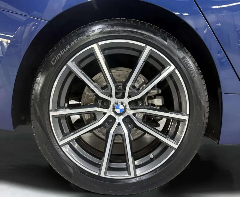 2024 بي ام دبليو الفئة الثالثة 320 أي