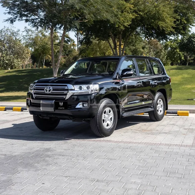 2018 تويوتا لاند كروزر جي اكس ار