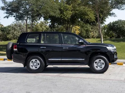 2018 تويوتا لاند كروزر جي اكس ار