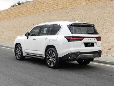 2024 لكزس إل إكس 600