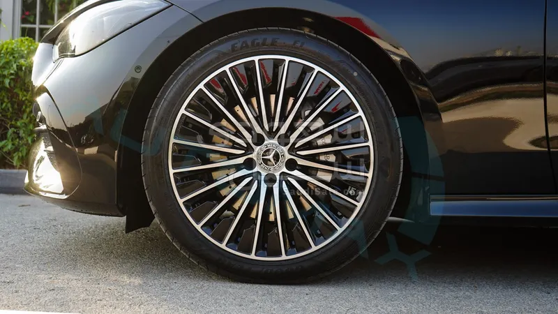 2026 مرسيدس - بنز سي إل إي 200