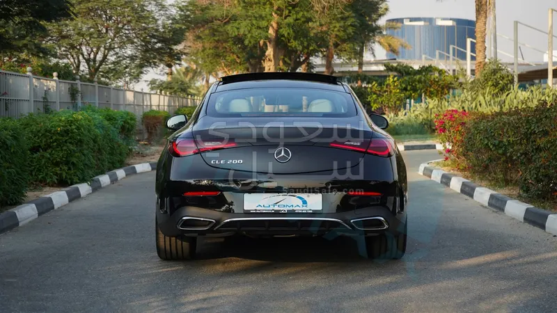 2026 مرسيدس - بنز سي إل إي 200