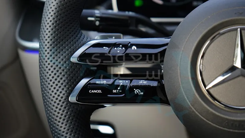 2026 مرسيدس - بنز سي إل إي 200